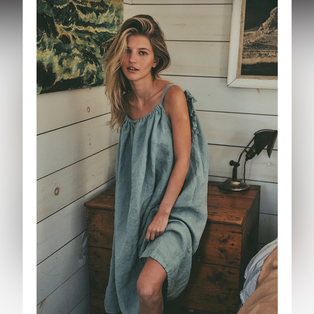 Two Dawson linen dress. One size. Beautiful and light